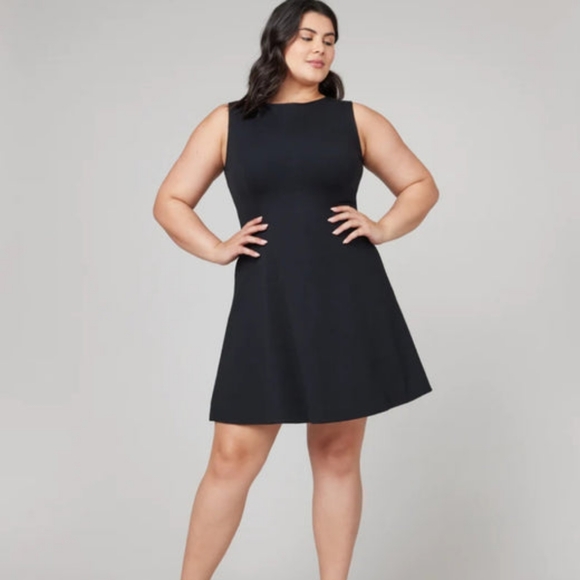 SPANX Dresses & Skirts - SPANX The Perfect Fit and Flare Dress